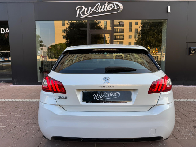 PEUGEOT 308 Allure 1.6 BlueHDi 120