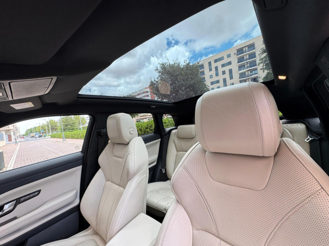 LAND-ROVER Range Rover Evoque 2.0L TD4 4x4 HSE Dynamic Auto