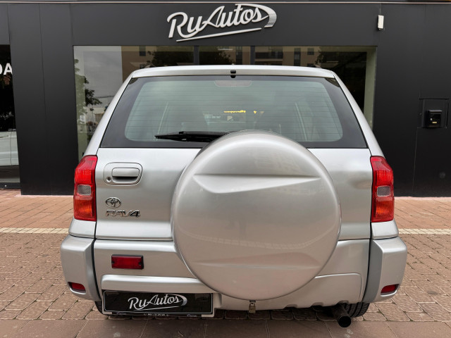 TOYOTA Rav4 2.0 D4D Luna 4X4