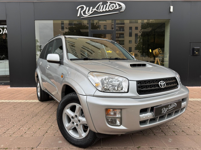 TOYOTA Rav4 2.0 D4D Luna 4X4
