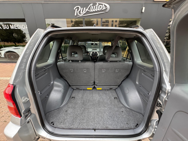 TOYOTA Rav4 2.0 D4D Luna 4X4