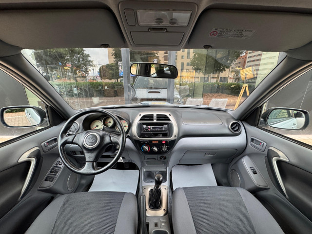 TOYOTA Rav4 2.0 D4D Luna 4X4