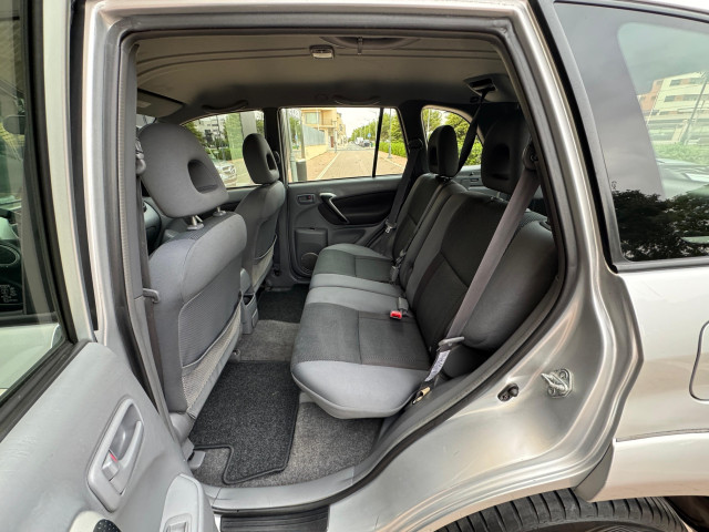 TOYOTA Rav4 2.0 D4D Luna 4X4