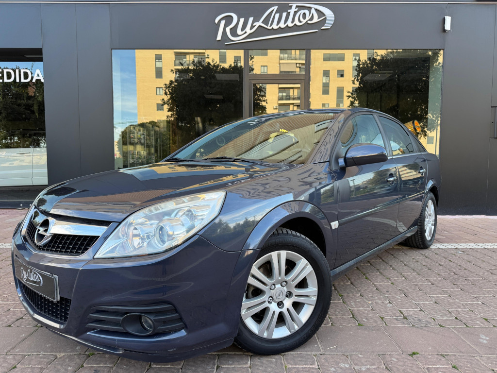 OPEL Vectra Sport 1.9 CDTI 16v