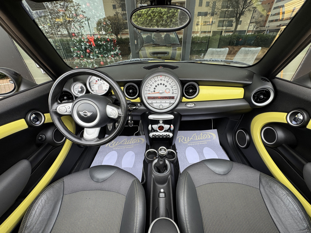 MINI Cooper S Cabrio 2