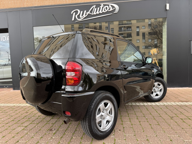 TOYOTA Rav4 1.8 VVTi Luna 4X2