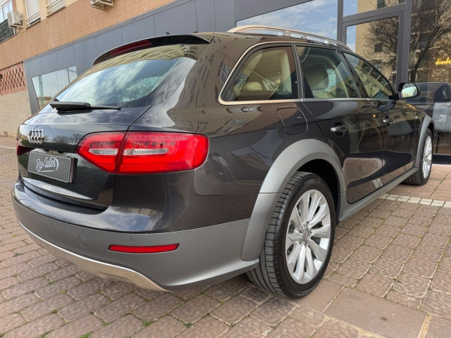 AUDI A4 Allroad Quattro 2.0 TDI 177cv S tronic quattro