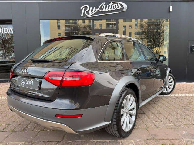 AUDI A4 Allroad Quattro 2.0 TDI 177cv S tronic quattro