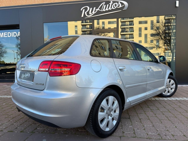 AUDI A3 Sportback 2.0 TDI 140cv DPF Attraction