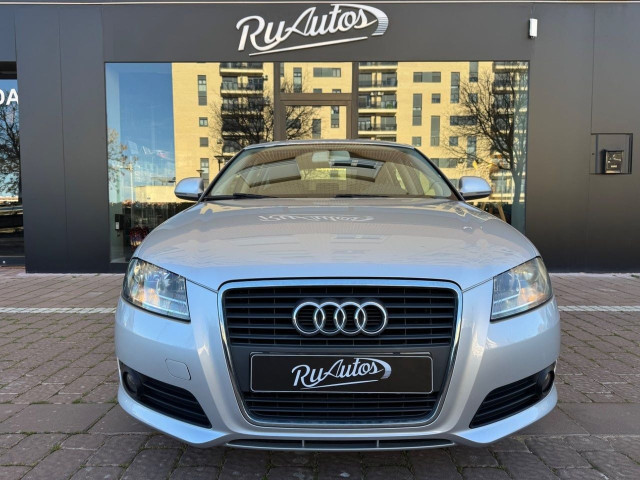 AUDI A3 Sportback 2.0 TDI 140cv DPF Attraction