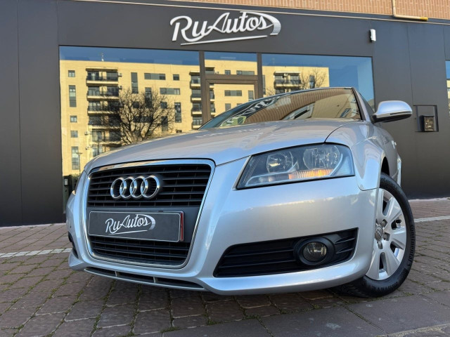 AUDI A3 Sportback 2.0 TDI 140cv DPF Attraction