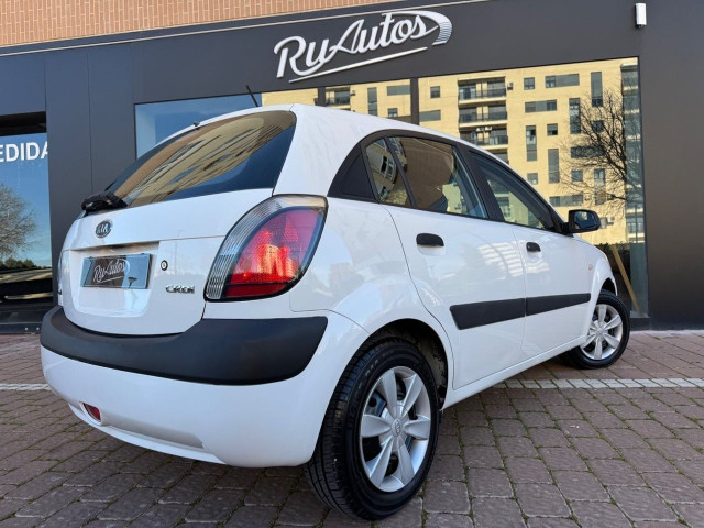 KIA Rio 1.5 CRDi Emotion