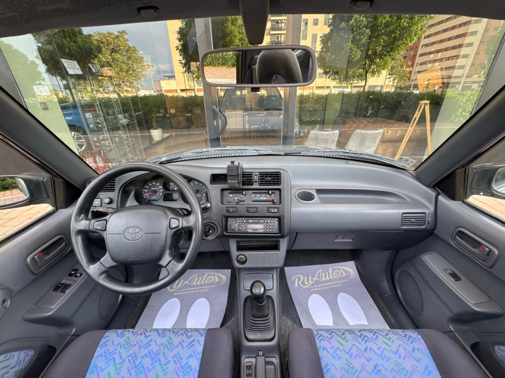 TOYOTA Rav4 2.0I 16V 2