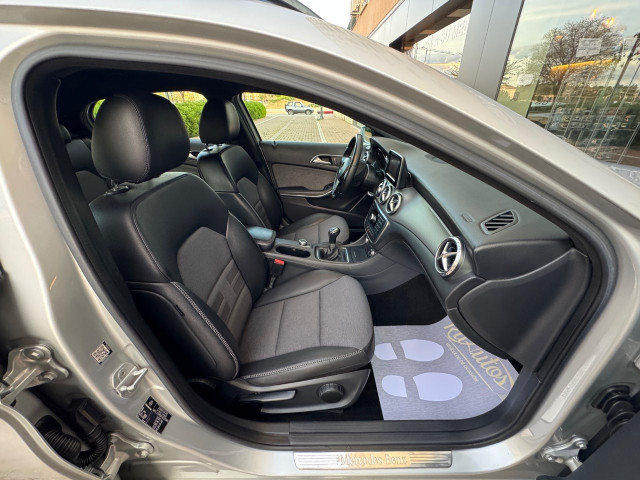 MERCEDES-BENZ Clase GLA GLA 200 CDI Style