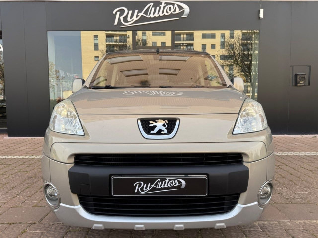 PEUGEOT Partner Tepee Premium 1.6 HDi 110cv FAP