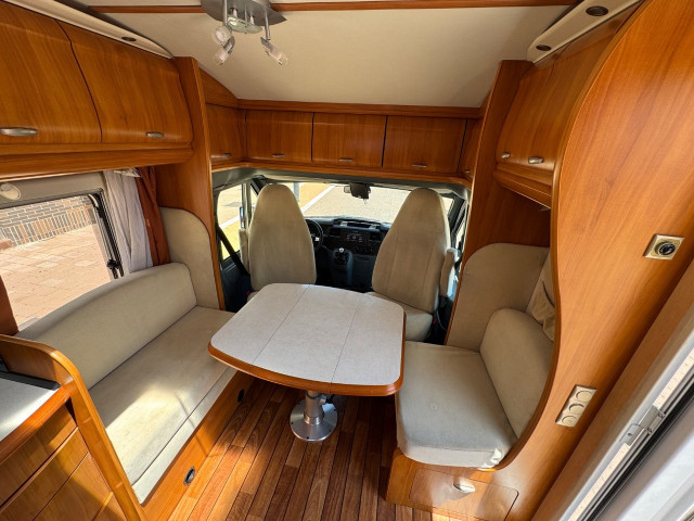AUTOCARAVANA PERFILADA HOBBY SIESTA 600