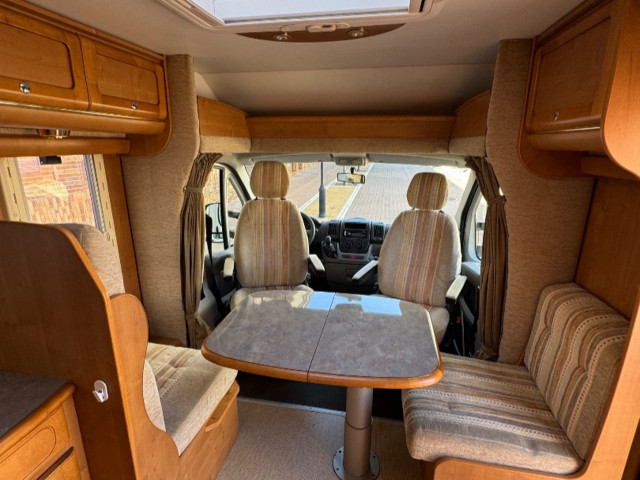AUTOCARAVANA PERFILADA RAPIDO 346C