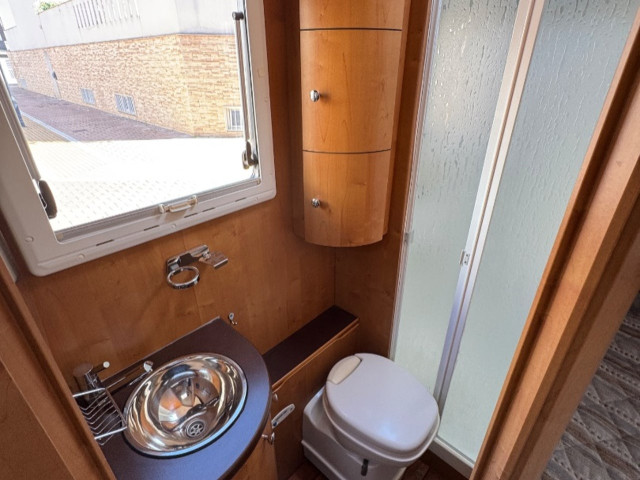 AUTOCARAVANA PERFILADA RAPIDO 346C