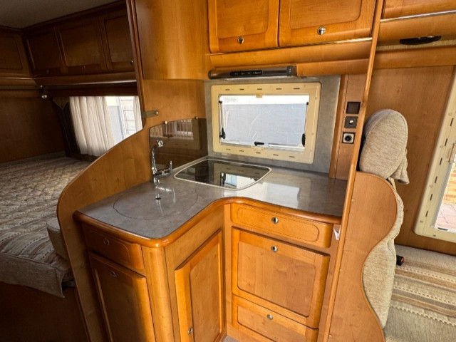 AUTOCARAVANA PERFILADA RAPIDO 346C