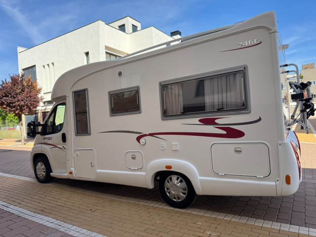 AUTOCARAVANA PERFILADA RAPIDO 346C