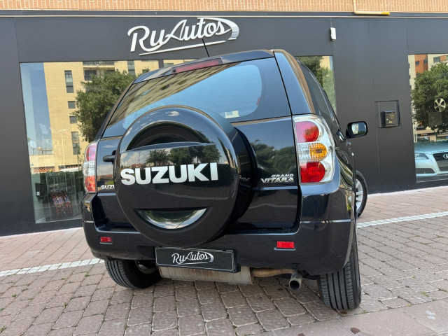 SUZUKI Grand Vitara 1.6 VVT JXE