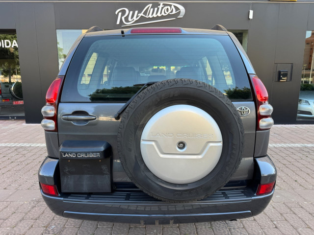 TOYOTA Land Cruiser 3.0 D4D VXL
