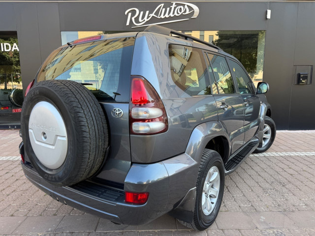 TOYOTA Land Cruiser 3.0 D4D VXL