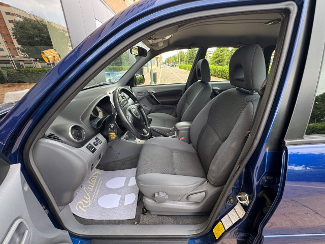 TOYOTA Rav4 2.0 VVTi Sol 4X4
