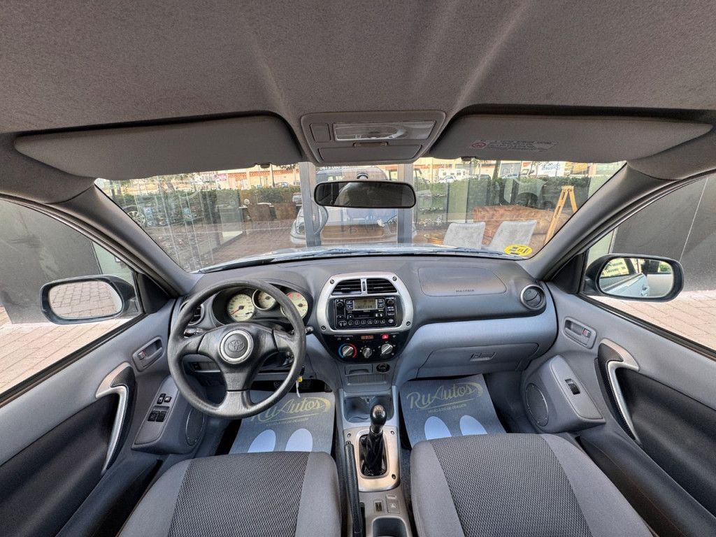 TOYOTA Rav4 1.8 VVTi Luna 4X2 2