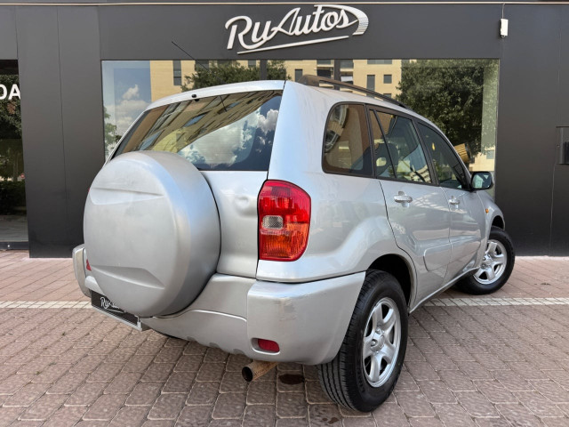 TOYOTA Rav4 1.8 VVTi Luna 4X2