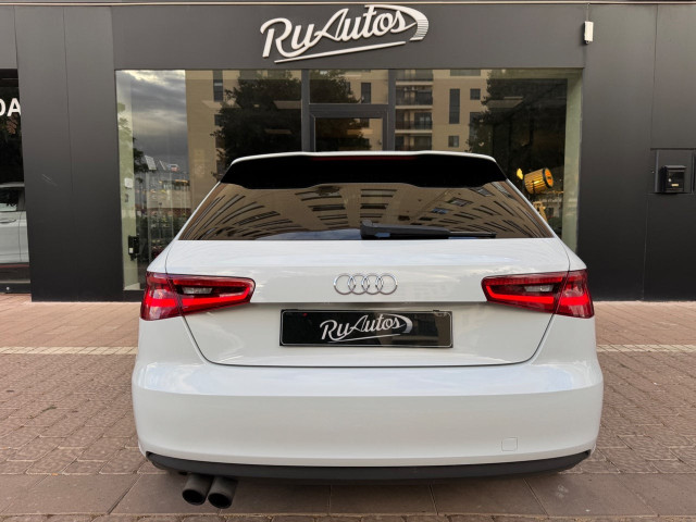 AUDI A3 1.4 TFSI 122cv Ambition