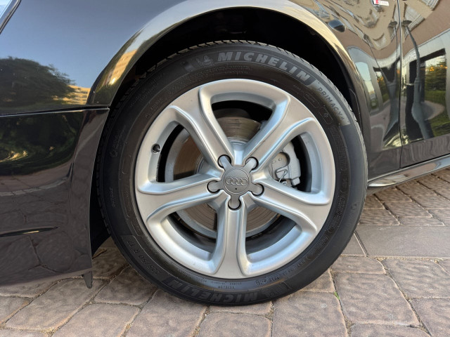 AUDI A4 2.0 TDI 150cv S line edition