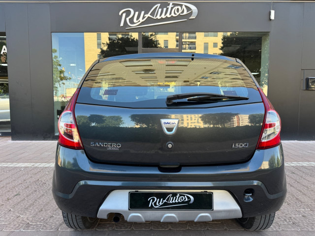 DACIA Sandero Laureate 1.5 dCi 70cv