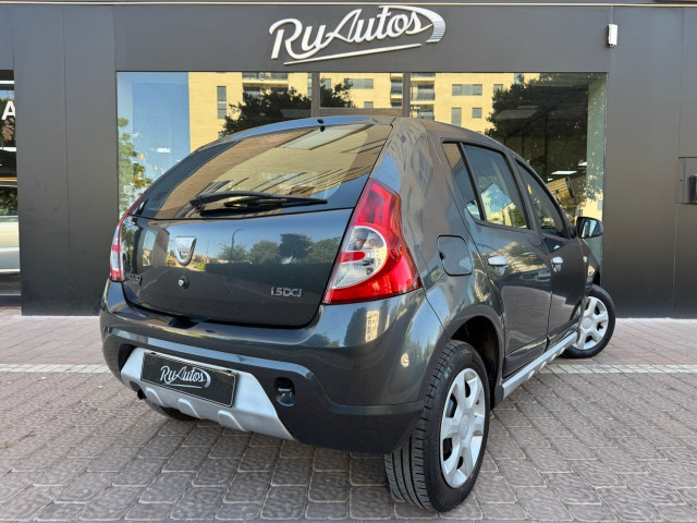 DACIA Sandero Laureate 1.5 dCi 70cv