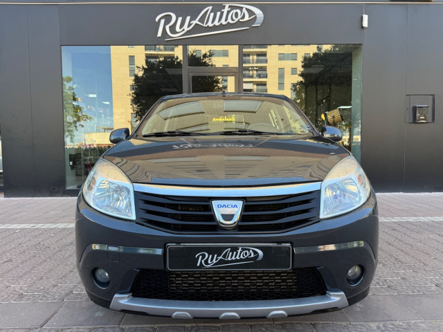 DACIA Sandero Laureate 1.5 dCi 70cv
