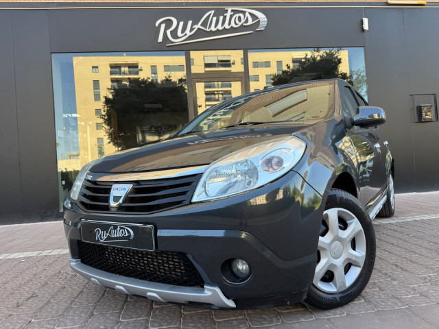 DACIA Sandero Laureate 1.5 dCi 70cv