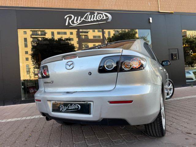 MAZDA Mazda3 2.0 CRTD Sportive