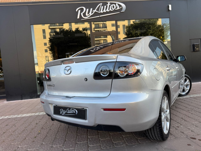 MAZDA Mazda3 2.0 CRTD Sportive