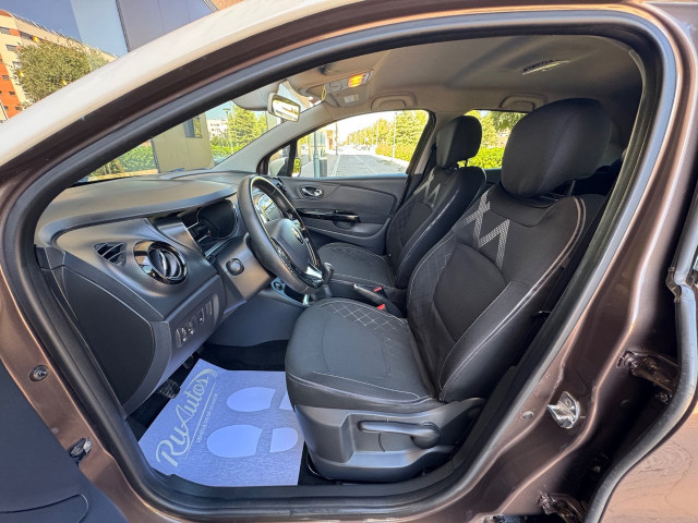 RENAULT Captur Zen dCi 90 EDC eco2